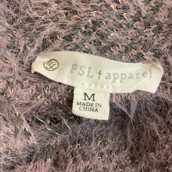 Soft Light Purple Sweater~Gold Front Metal Zipper~Front Pocket~Size Medium - Picture 4 of 7